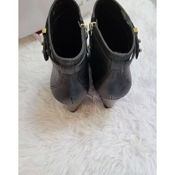 Isaac Mizrahi Size 8.5 VICKY Leather Wedge Ankle Booties New - Picture 5 of 10
